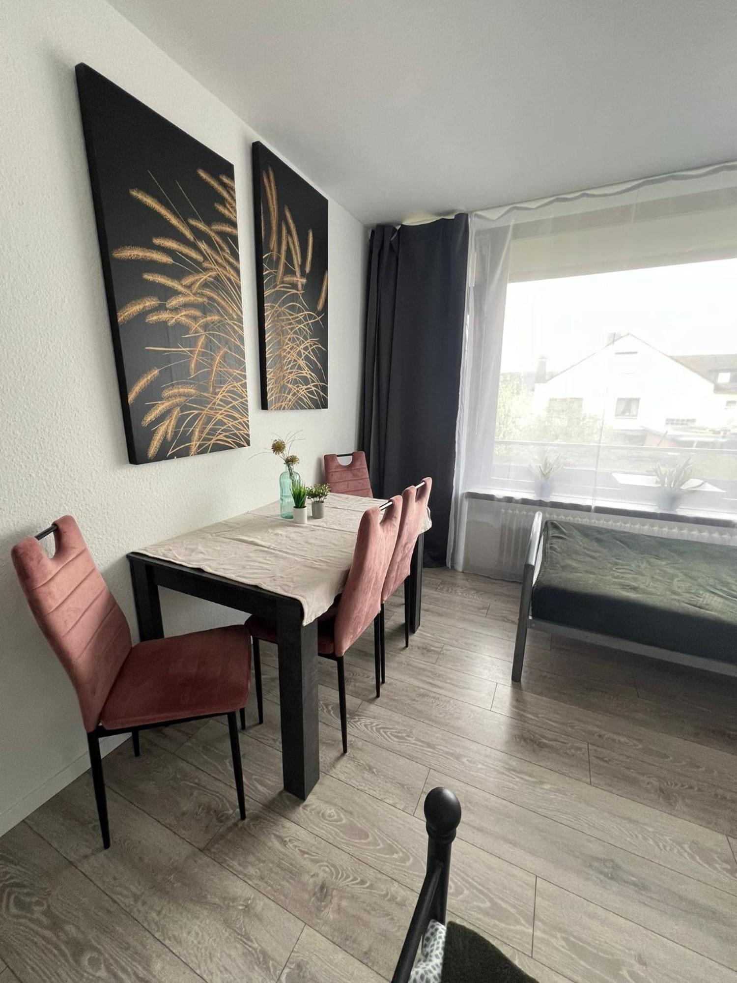 2 Zimmer Monteurwohnung Nr.3 In Marburg Luaran gambar