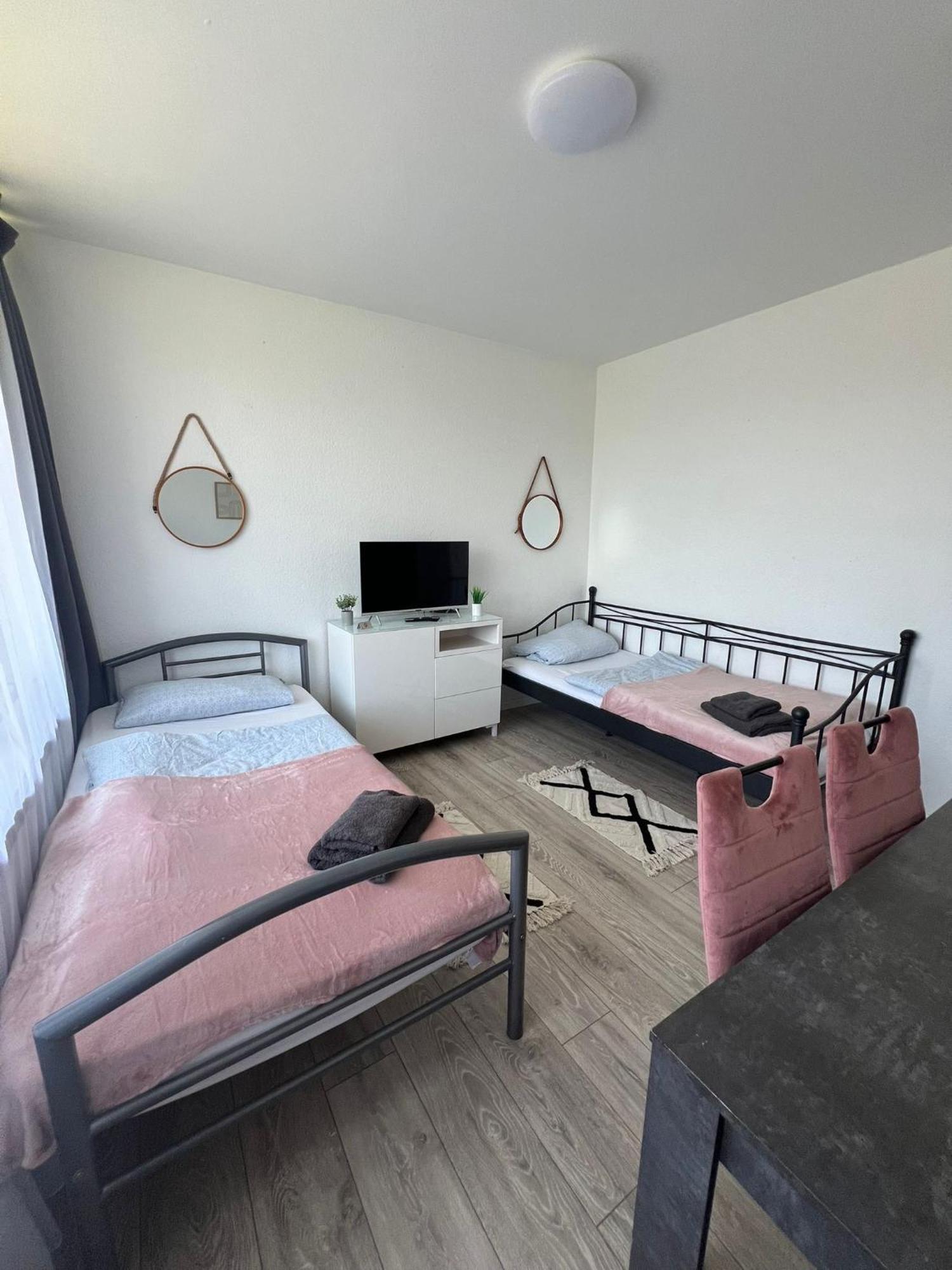 2 Zimmer Monteurwohnung Nr.3 In Marburg Luaran gambar